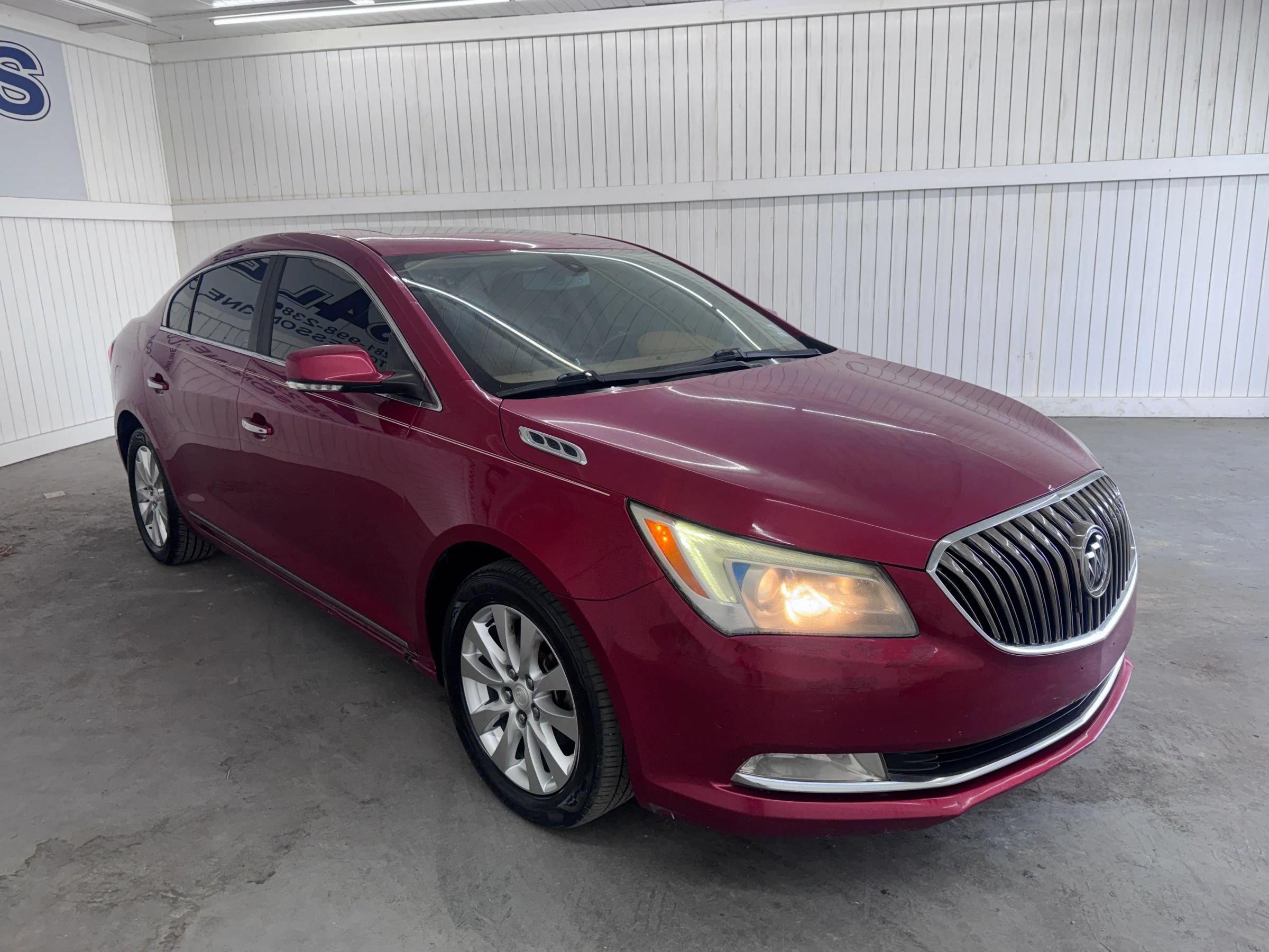 Used 2014 Buick LaCrosse Leather FWD image 3