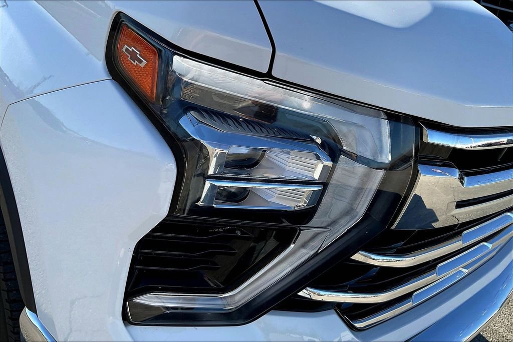 Used 2024 Chevrolet Silverado 2500 LTZ w/ LTZ Convenience Package image 32