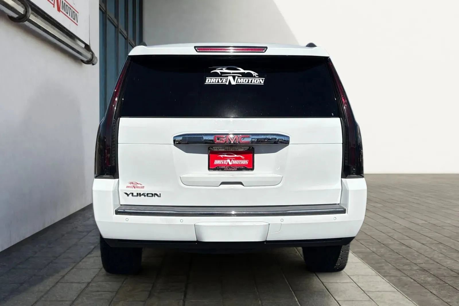 Used 2017 GMC Yukon Denali w/ Open Road Package image 5