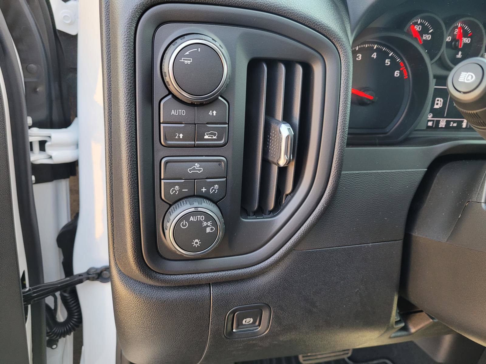 New 2026 Chevrolet Silverado 1500 Custom AWD/4WD image 16