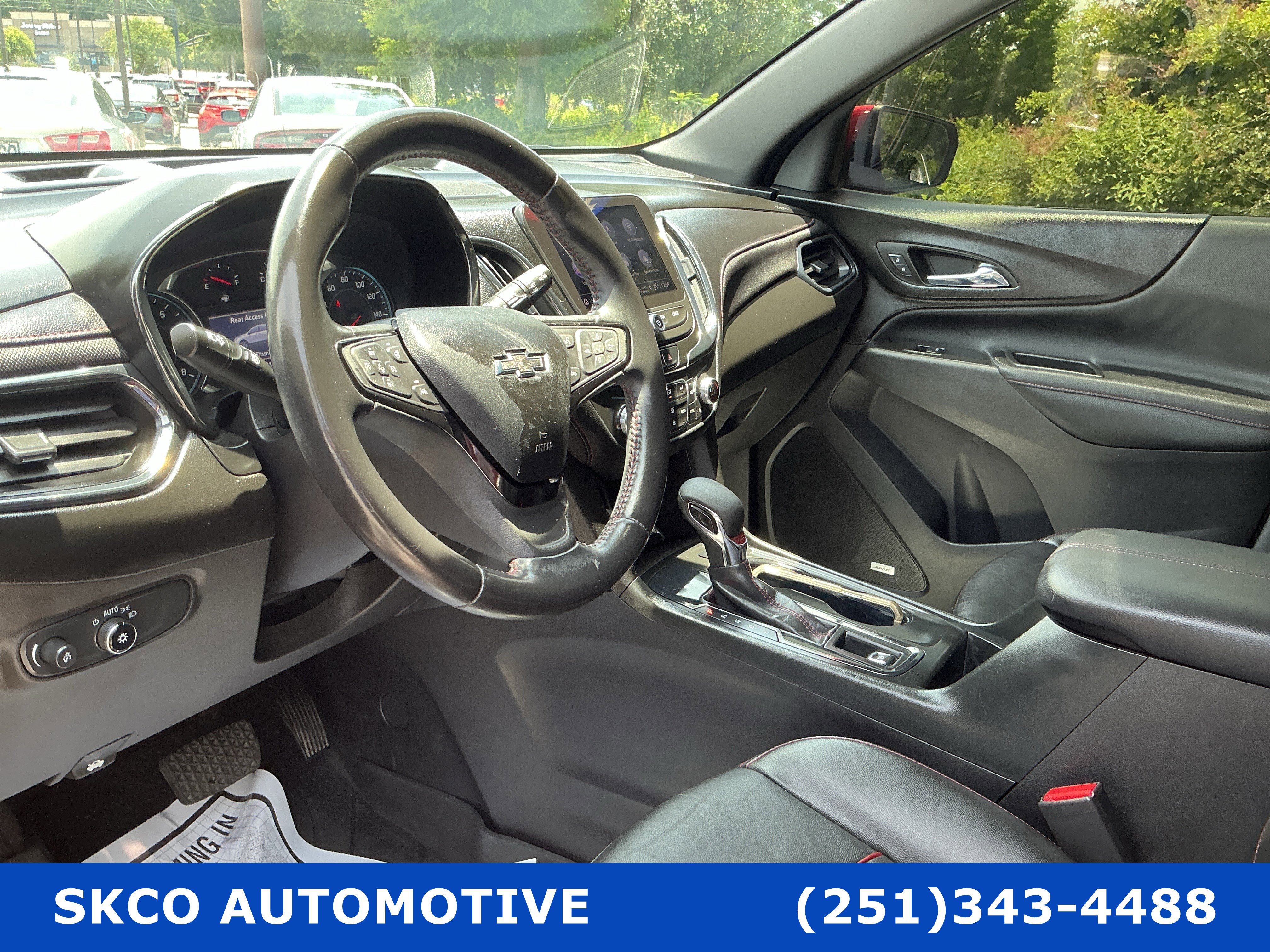 Used 2022 Chevrolet Equinox RS w/ RS Leather Package FWD image 5