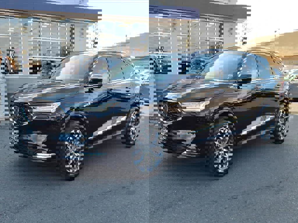 Used 2023 Acura MDX SH-AWD w/ Technology Package image 3