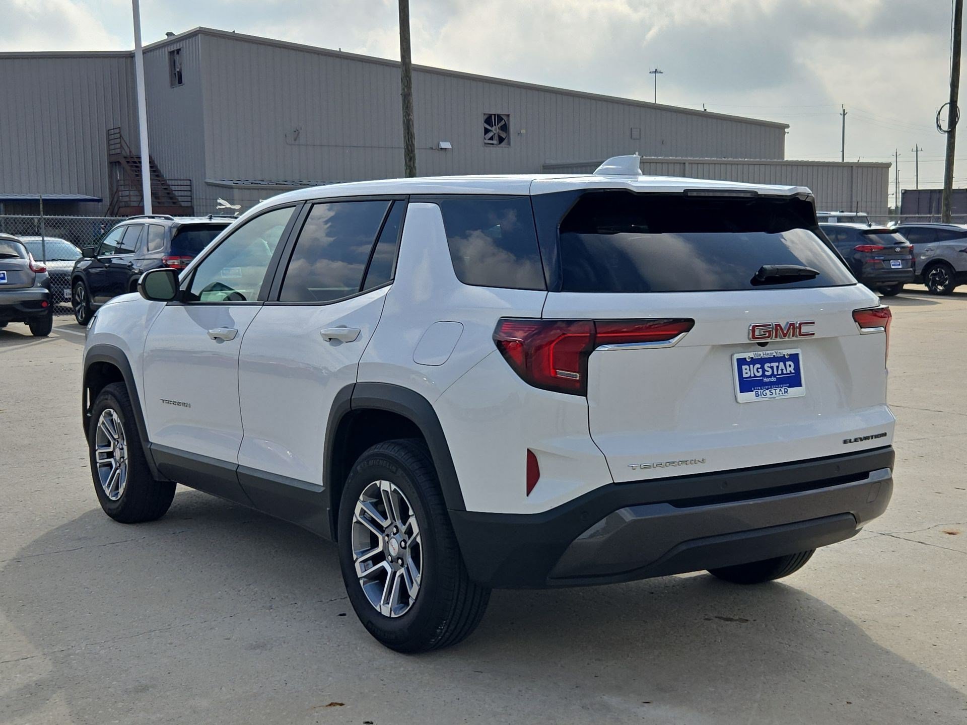 Used 2026 GMC Terrain Elevation FWD image 6