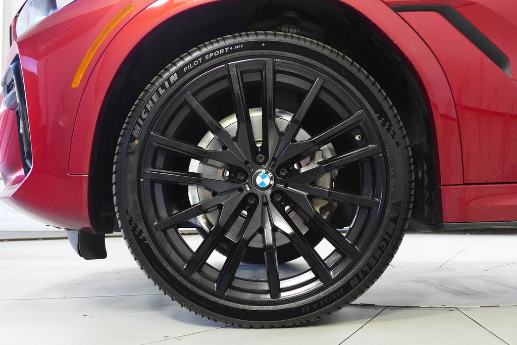 Used 2022 BMW X6 xDrive40i w/ M Sport Package image 5