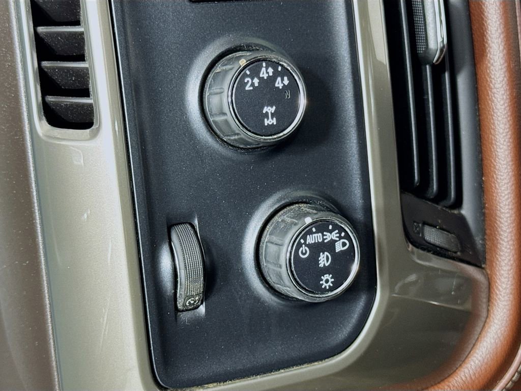 Used 2016 Chevrolet Silverado 3500 High Country w/ High Country Premium Package image 17