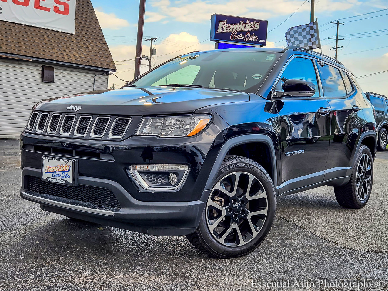 Used 2017 Jeep Compass Limited w/ Navigation Group