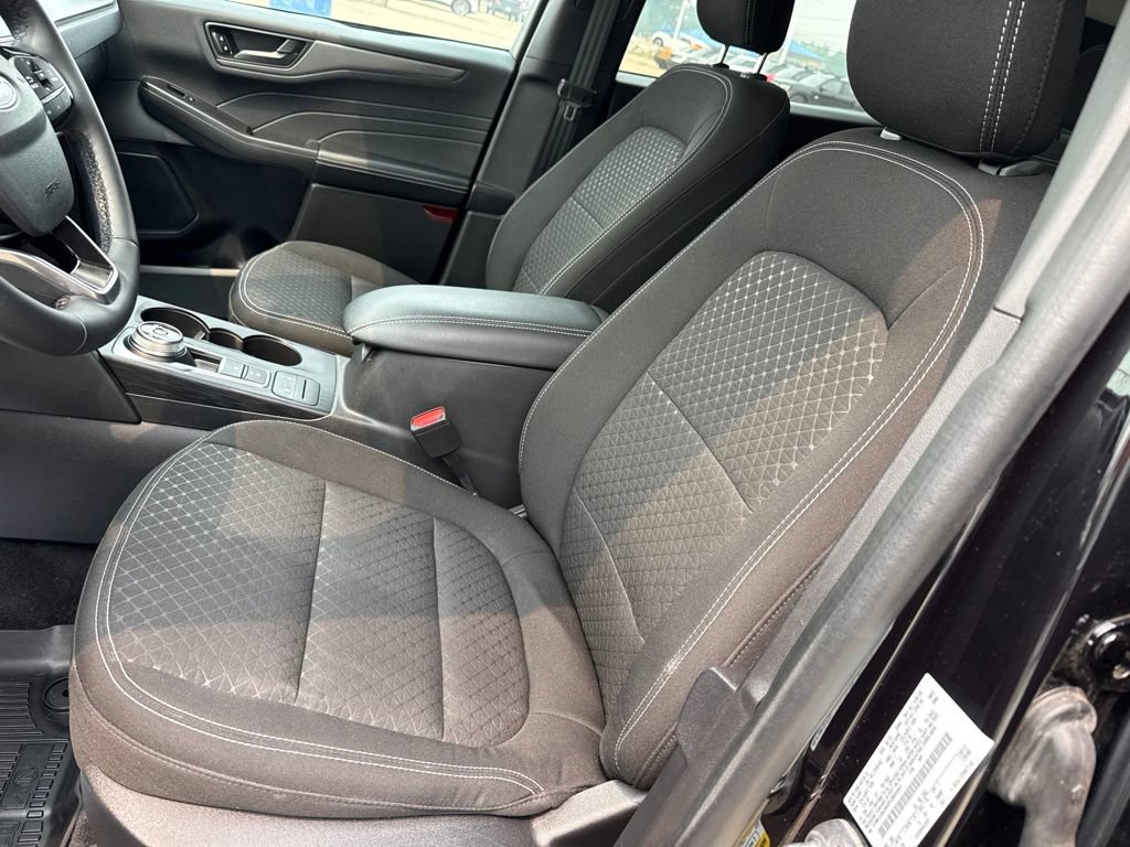 Used 2023 Ford Escape Active AWD/4WD image 8