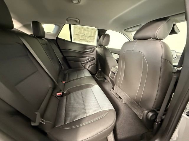 New 2025 Chevrolet Trax LT FWD image 14