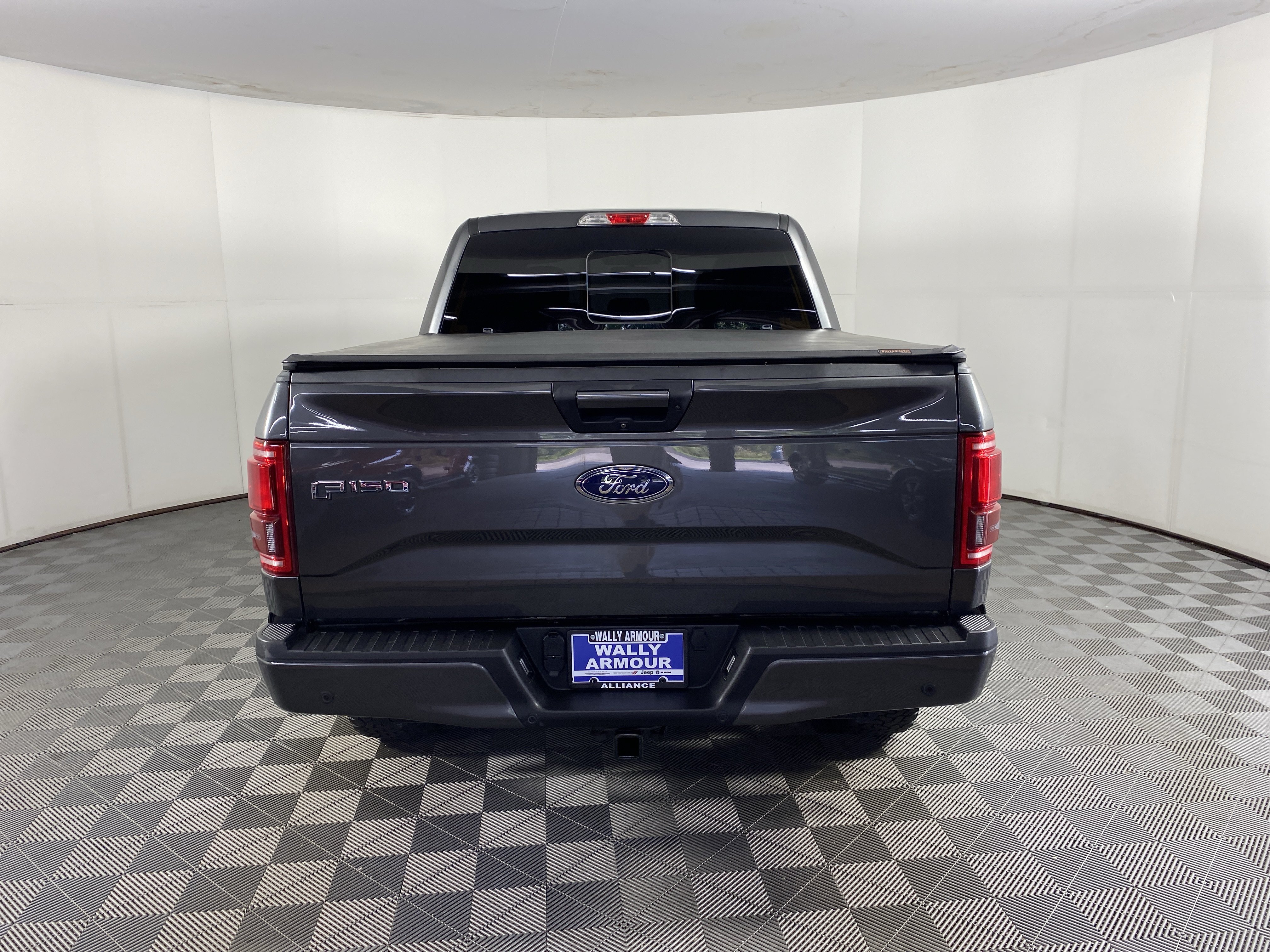 Used 2016 Ford F150 XLT w/ Equipment Group 302A Luxury AWD/4WD image 8