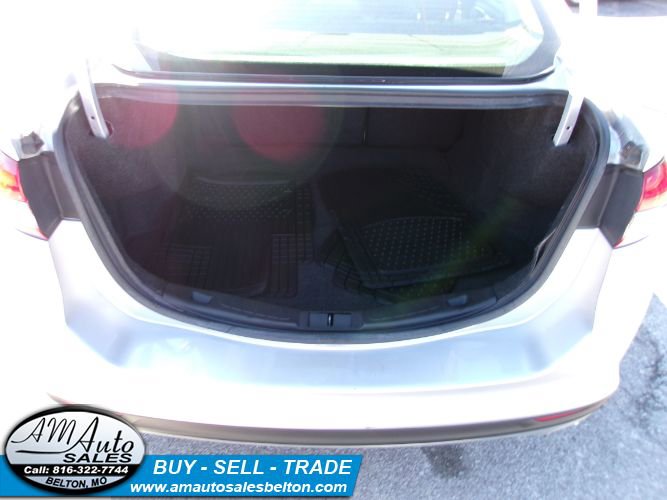 Used 2017 Ford Fusion SE image 16