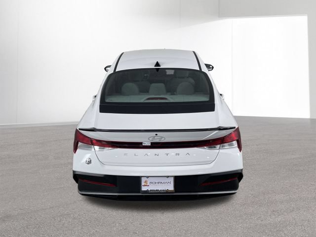 New 2026 Hyundai Elantra Sport FWD image 37