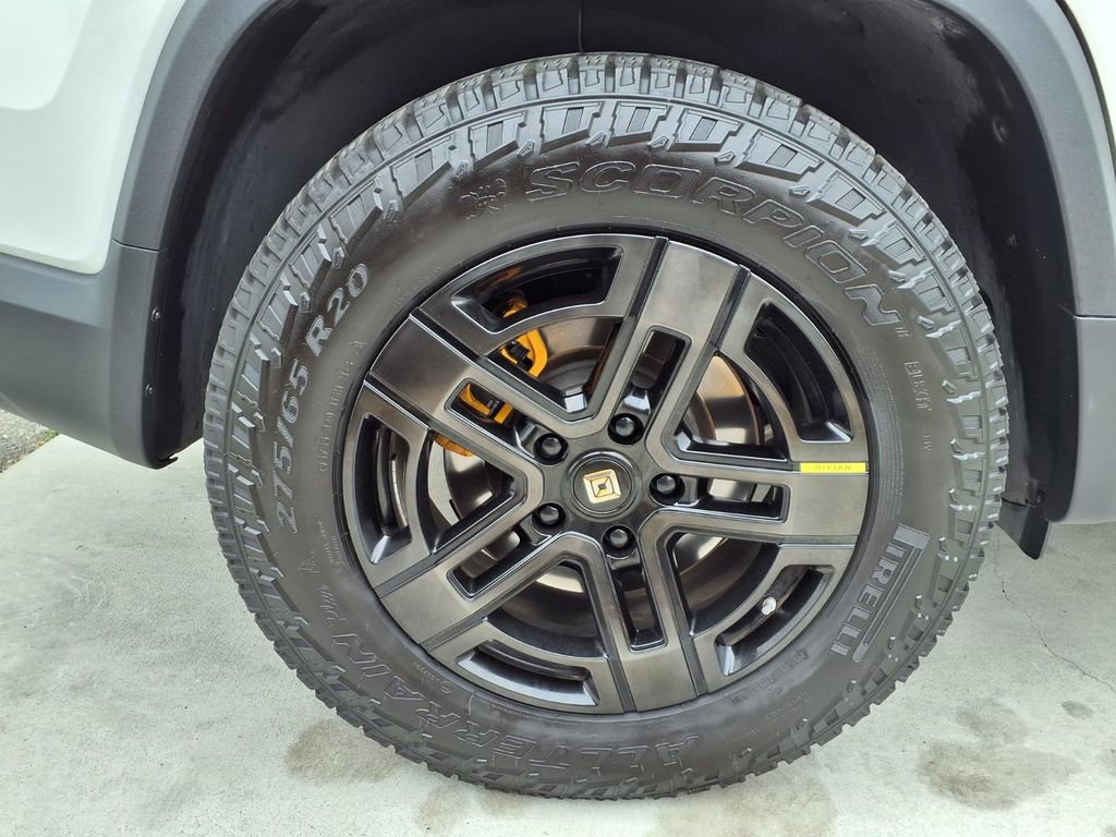Used 2023 Rivian R1T Adventure AWD/4WD image 4