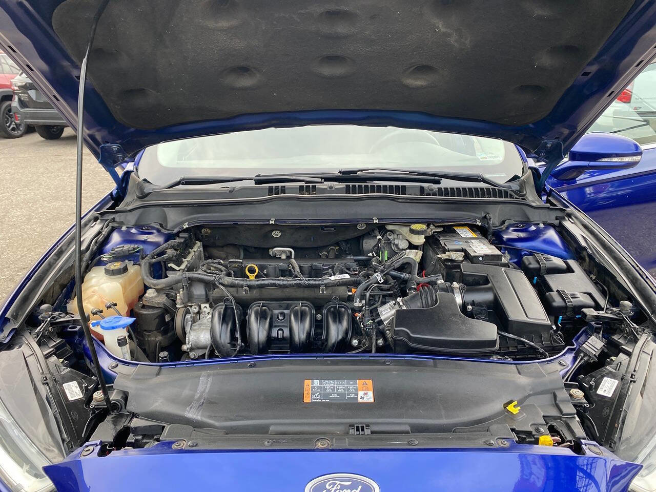 Used 2016 Ford Fusion SE image 29