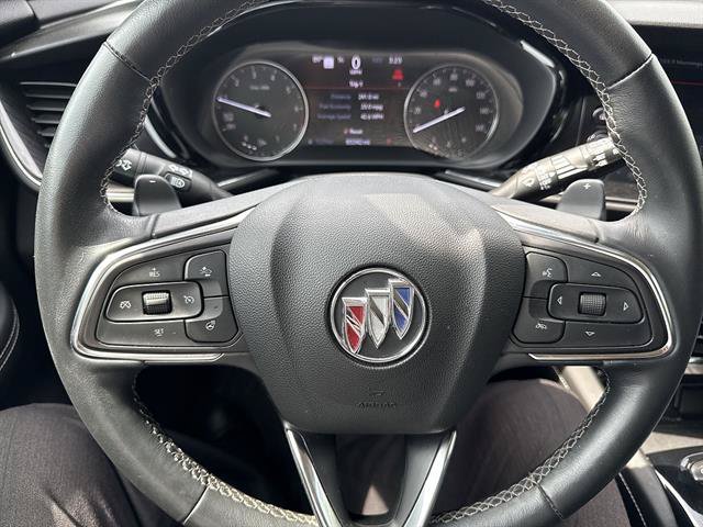 Certified 2022 Buick Envision Essence w/ Technology Package II FWD image 39