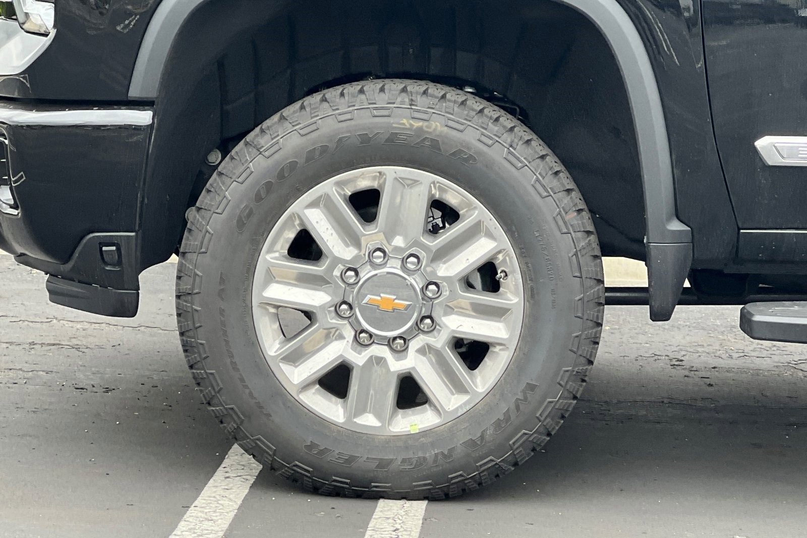 New 2025 Chevrolet Silverado 3500 High Country w/ Technology Package image 34