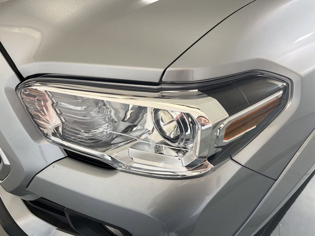 Used 2023 Toyota Tacoma SR5 RWD image 35