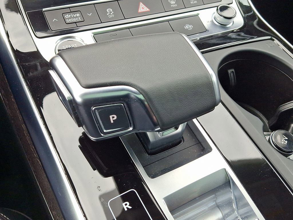 Certified 2023 Audi Q8 Premium image 16