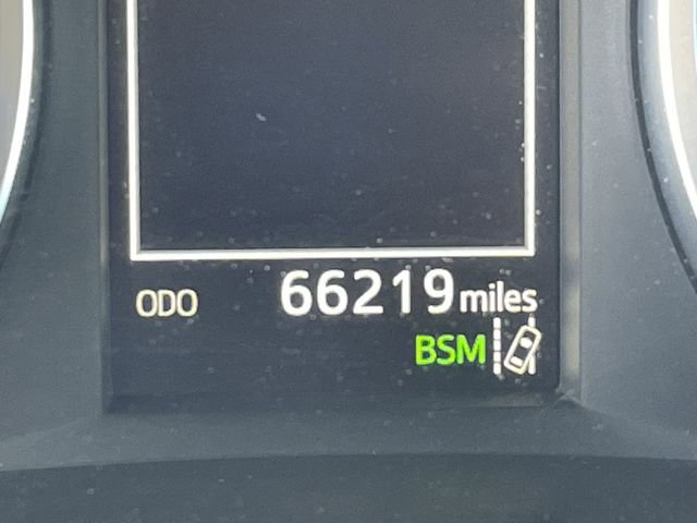 Used 2019 Toyota Highlander Plus FWD image 12