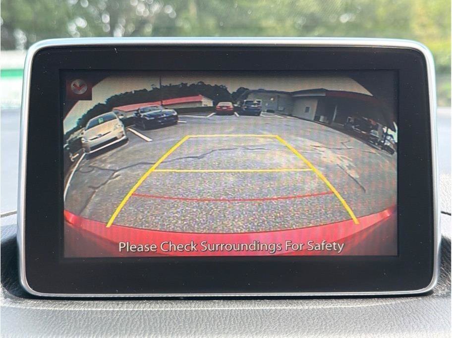 Used 2014 MAZDA MAZDA3 s Grand Touring w/ Technology Package FWD image 19