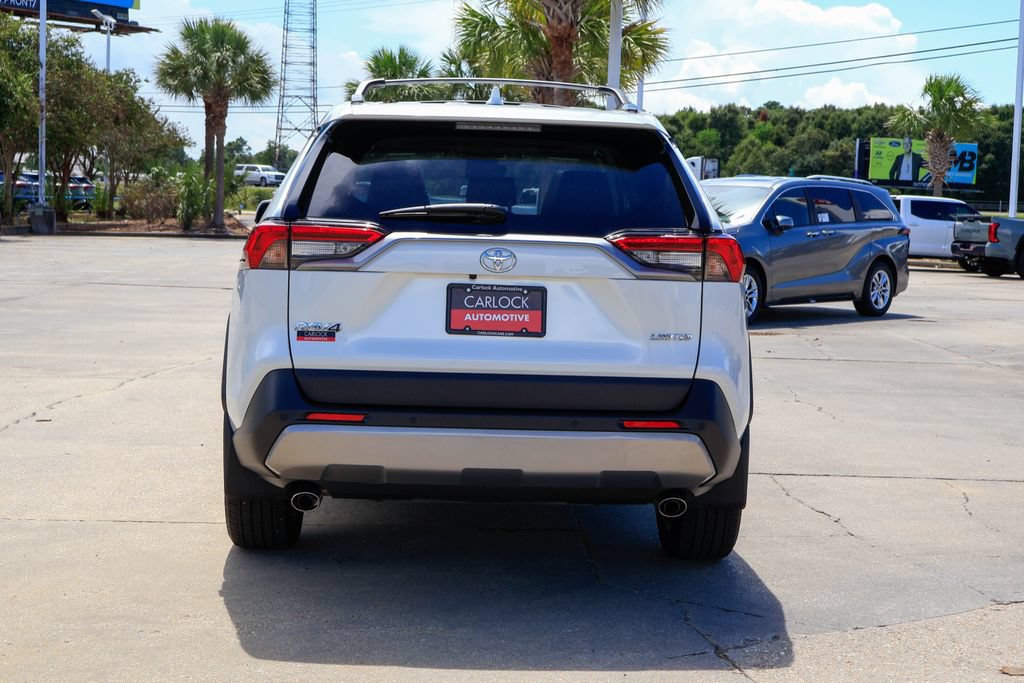 Used 2025 Toyota RAV4 Limited FWD image 23