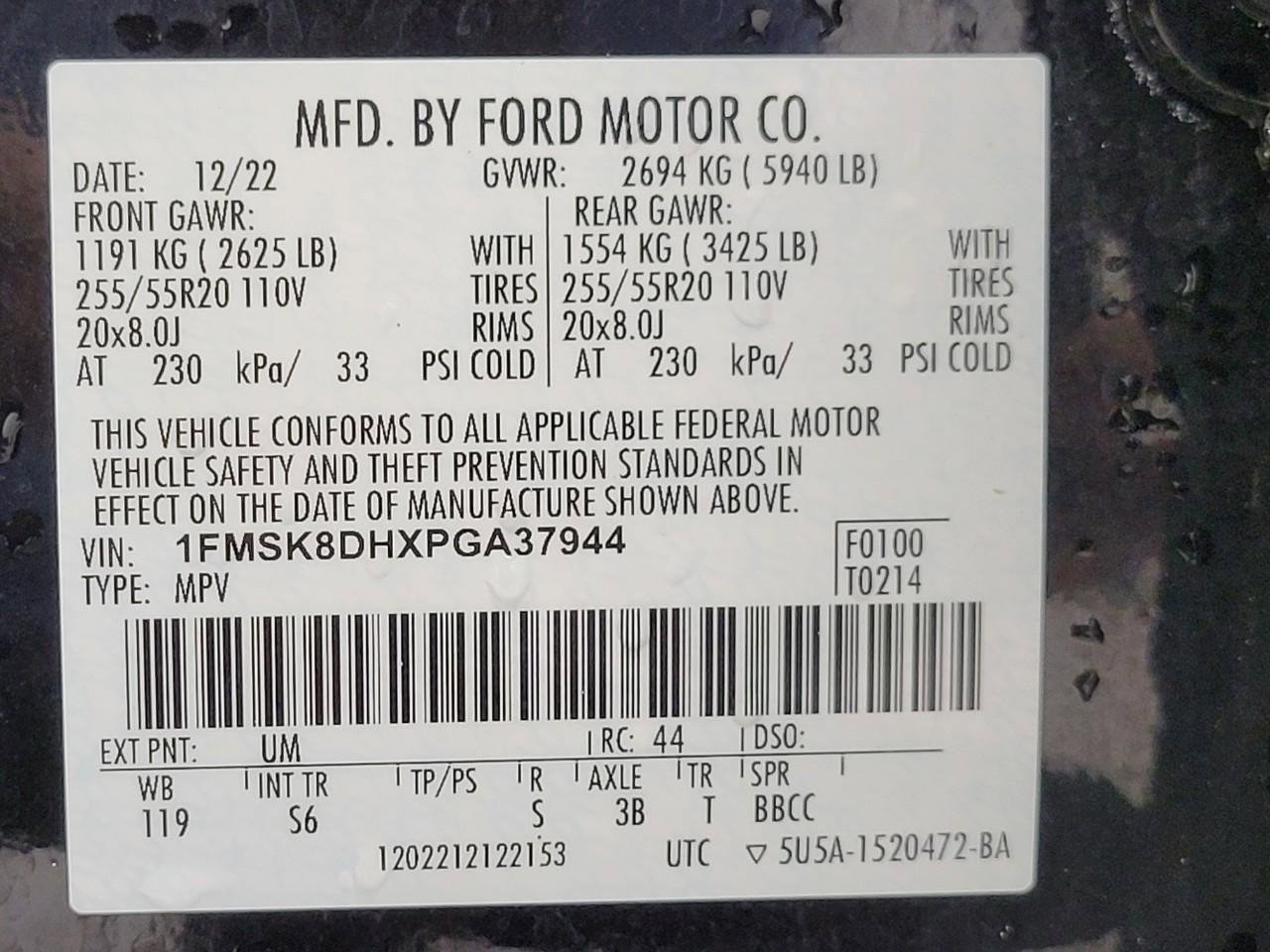 Used 2023 Ford Explorer XLT w/ Equipment Group 202A AWD/4WD image 29