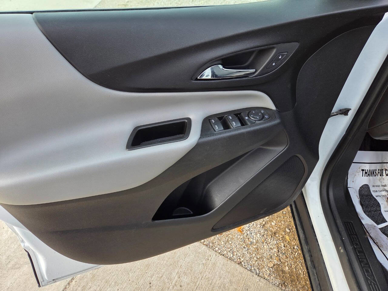 Used 2021 Chevrolet Equinox LT image 12