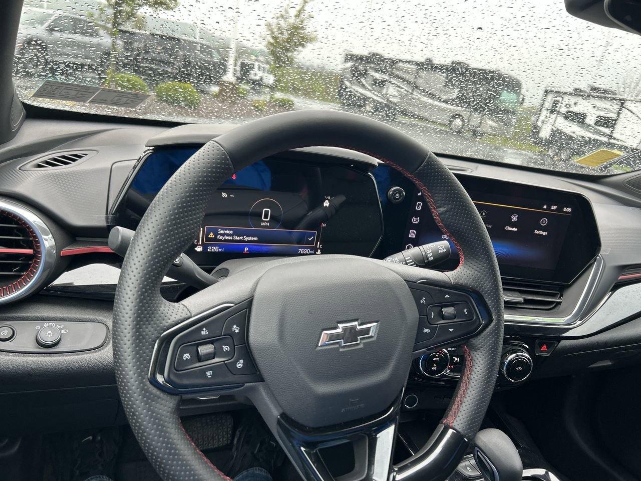 New 2025 Chevrolet Trax RS w/ Sunroof Package FWD image 24