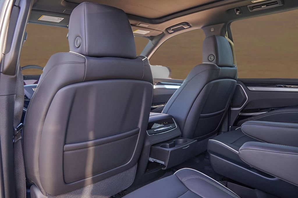 New 2025 Cadillac Escalade Sport w/ Touring Package AWD/4WD image 21