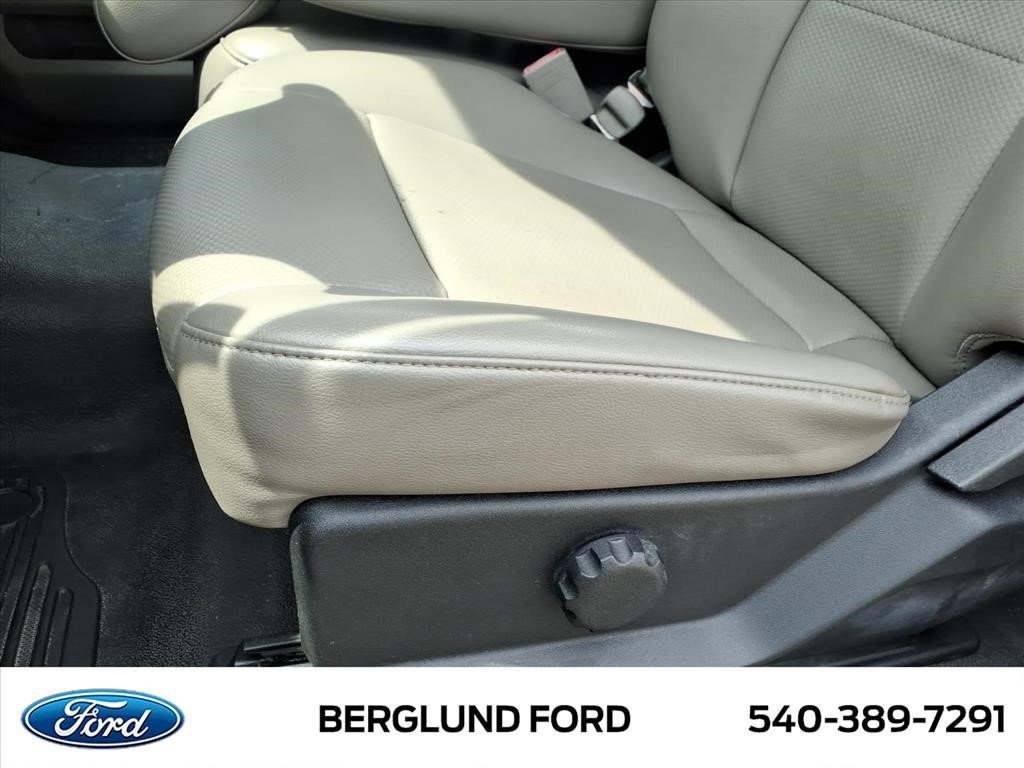 Used 2019 Ford F550 2WD Regular Cab Super Duty image 18