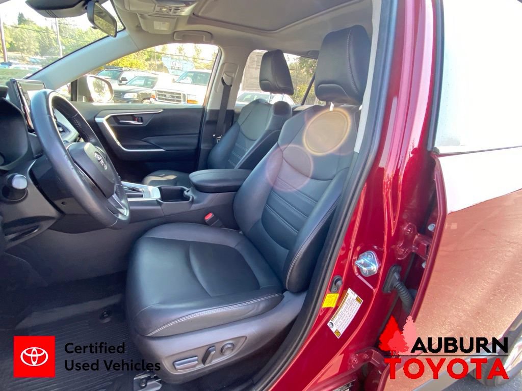 Certified 2022 Toyota RAV4 XLE Premium FWD image 32
