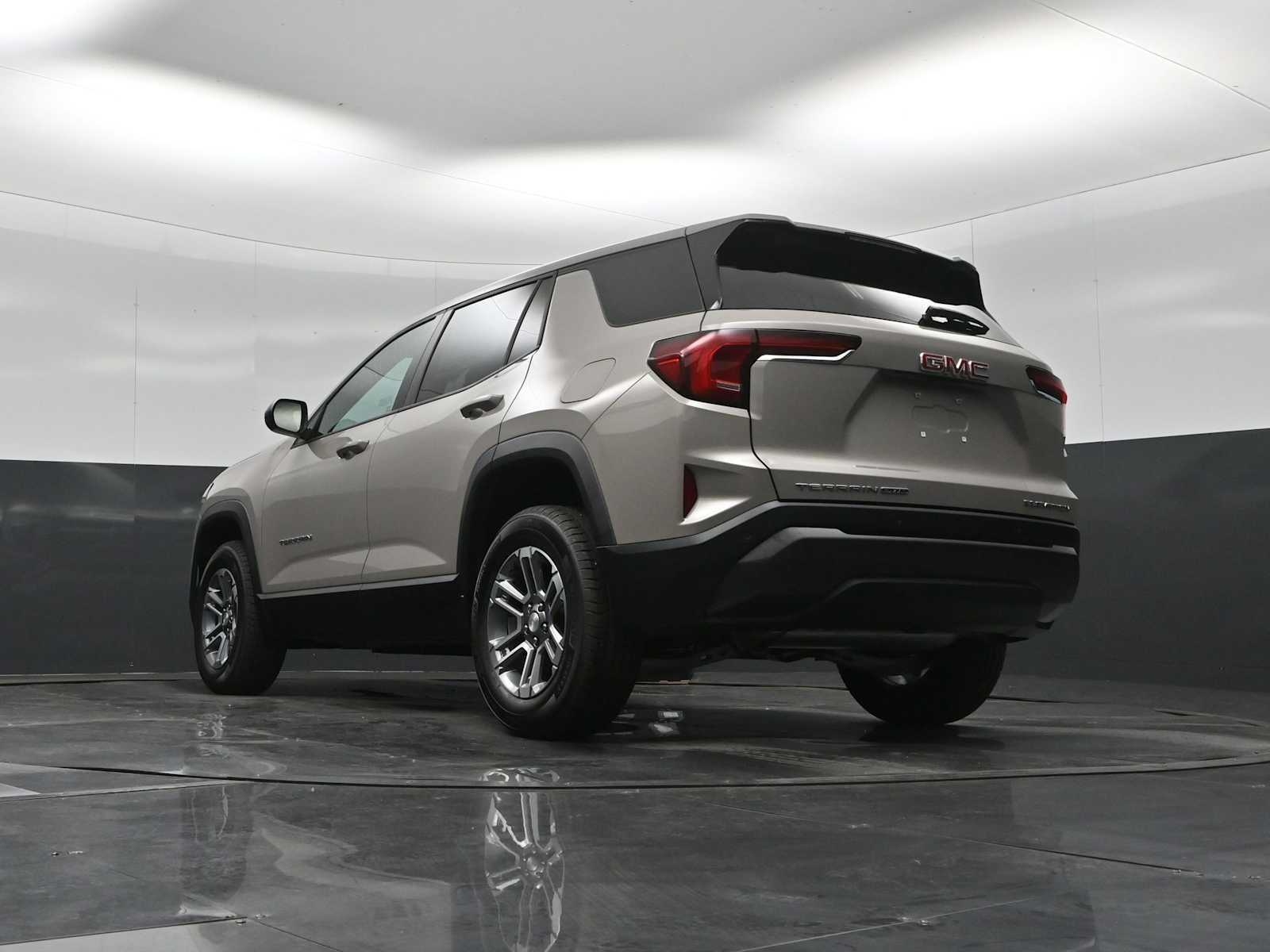 New 2026 GMC Terrain Elevation image 22