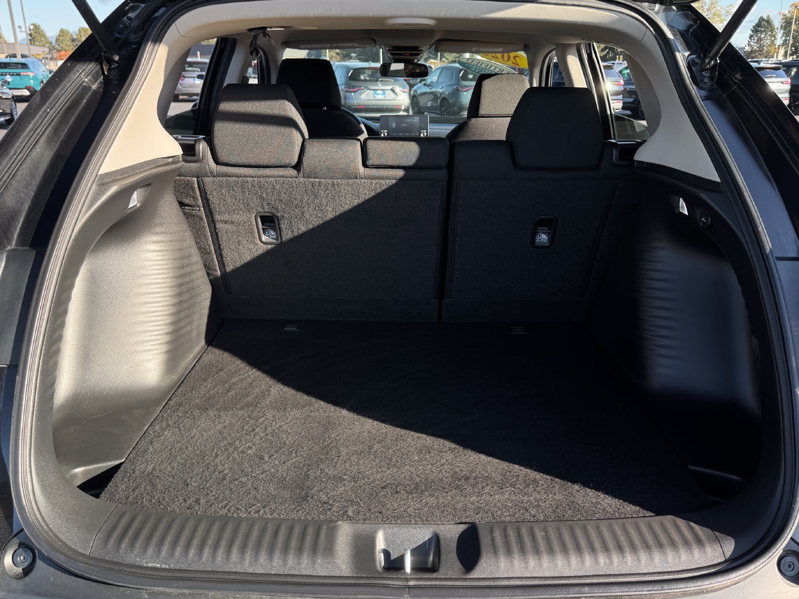 Certified 2025 Honda HR-V LX image 23
