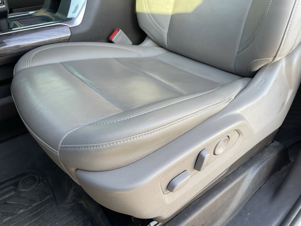 Used 2022 Chevrolet Silverado 1500 LTZ w/ LTZ Premium Package image 23