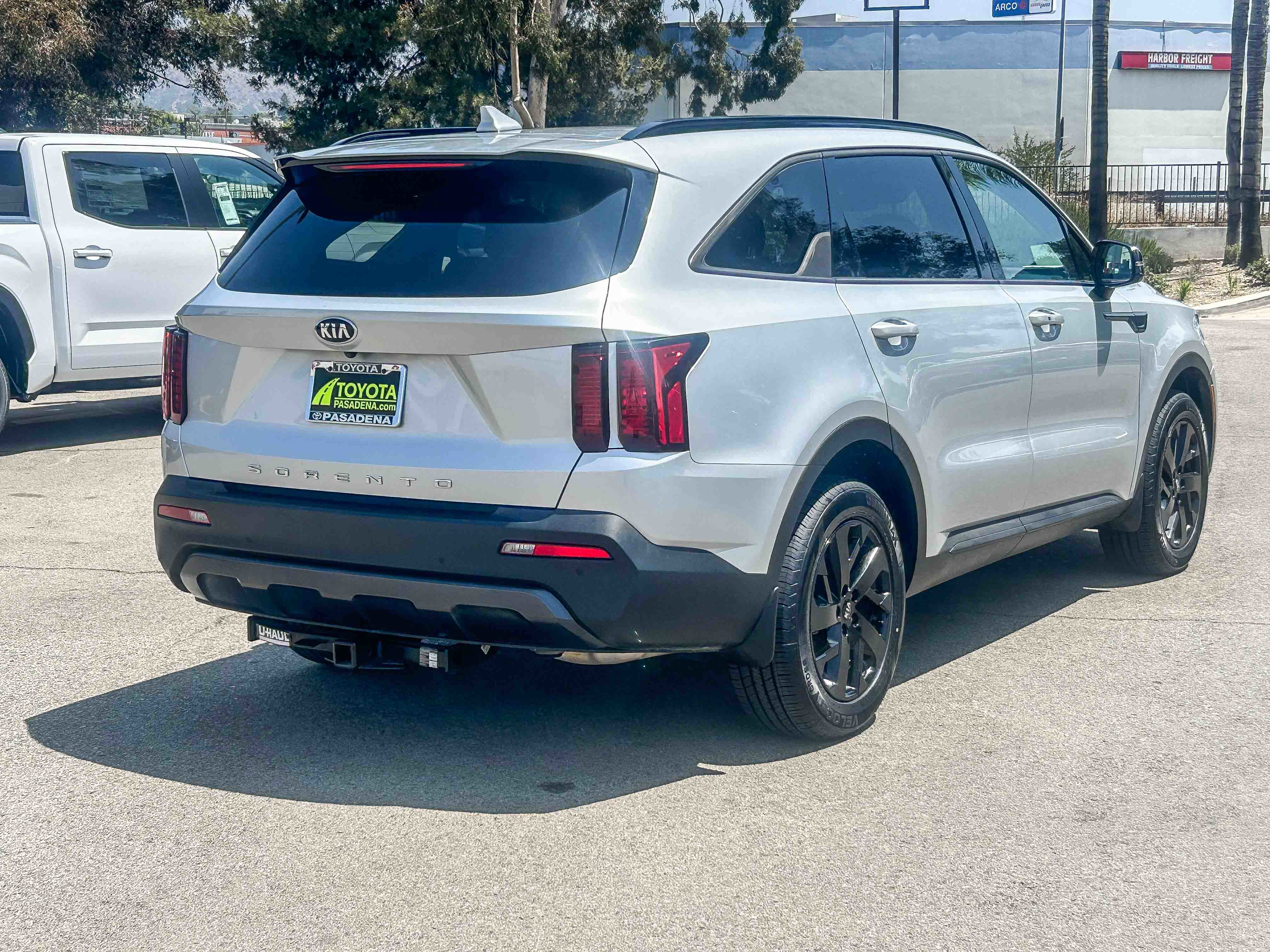 Used 2021 Kia Sorento S w/ Panoramic Sunroof Package AWD/4WD image 6