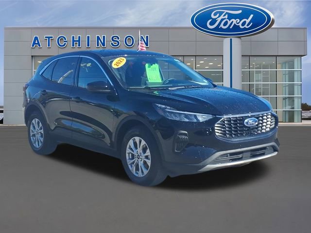 Certified 2023 Ford Escape Active w/ Tech Pack #2 image 3