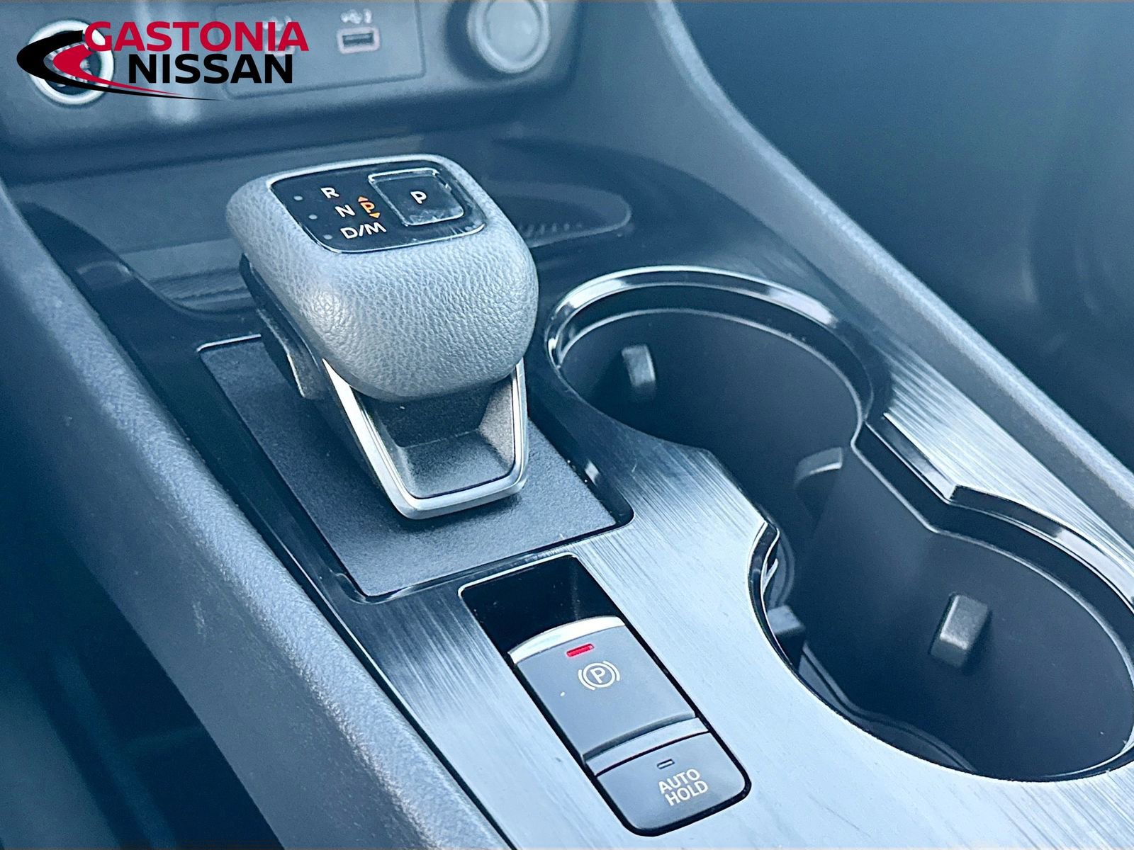 Used 2023 Nissan Rogue SV image 21