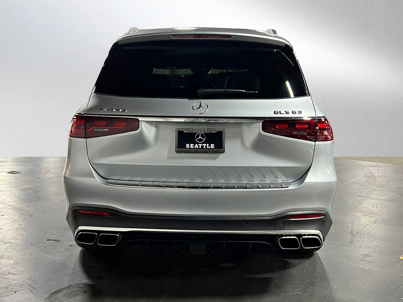 New 2026 Mercedes-Benz GLS 63 AMG 4MATIC image 4
