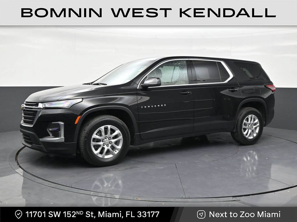 Used 2022 Chevrolet Traverse LS