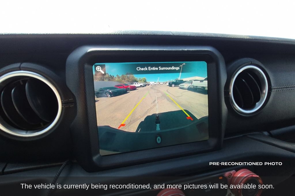 Used 2020 Jeep Gladiator Overland AWD/4WD image 17