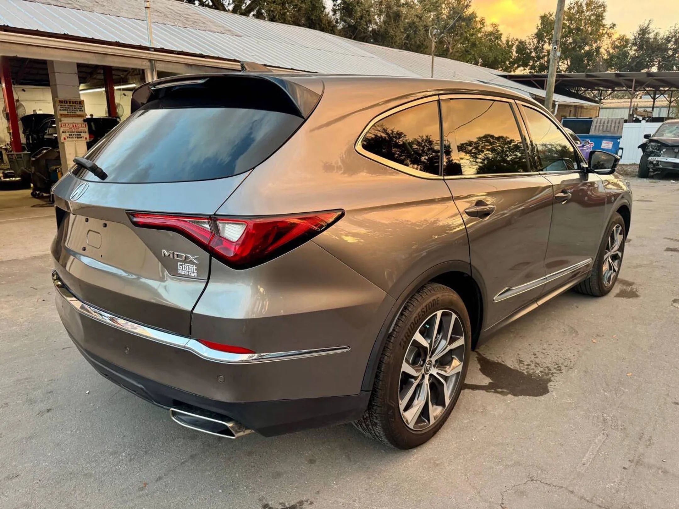 Used 2022 Acura MDX FWD w/ Technology Package image 11