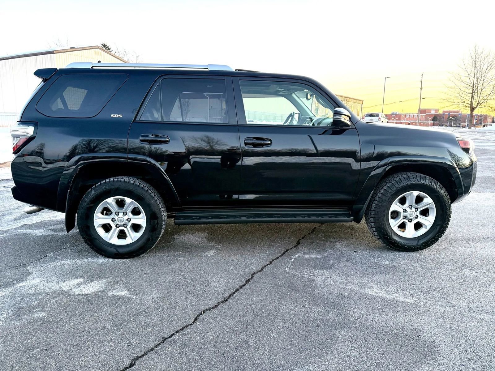Used 2017 Toyota 4Runner Limited image 4