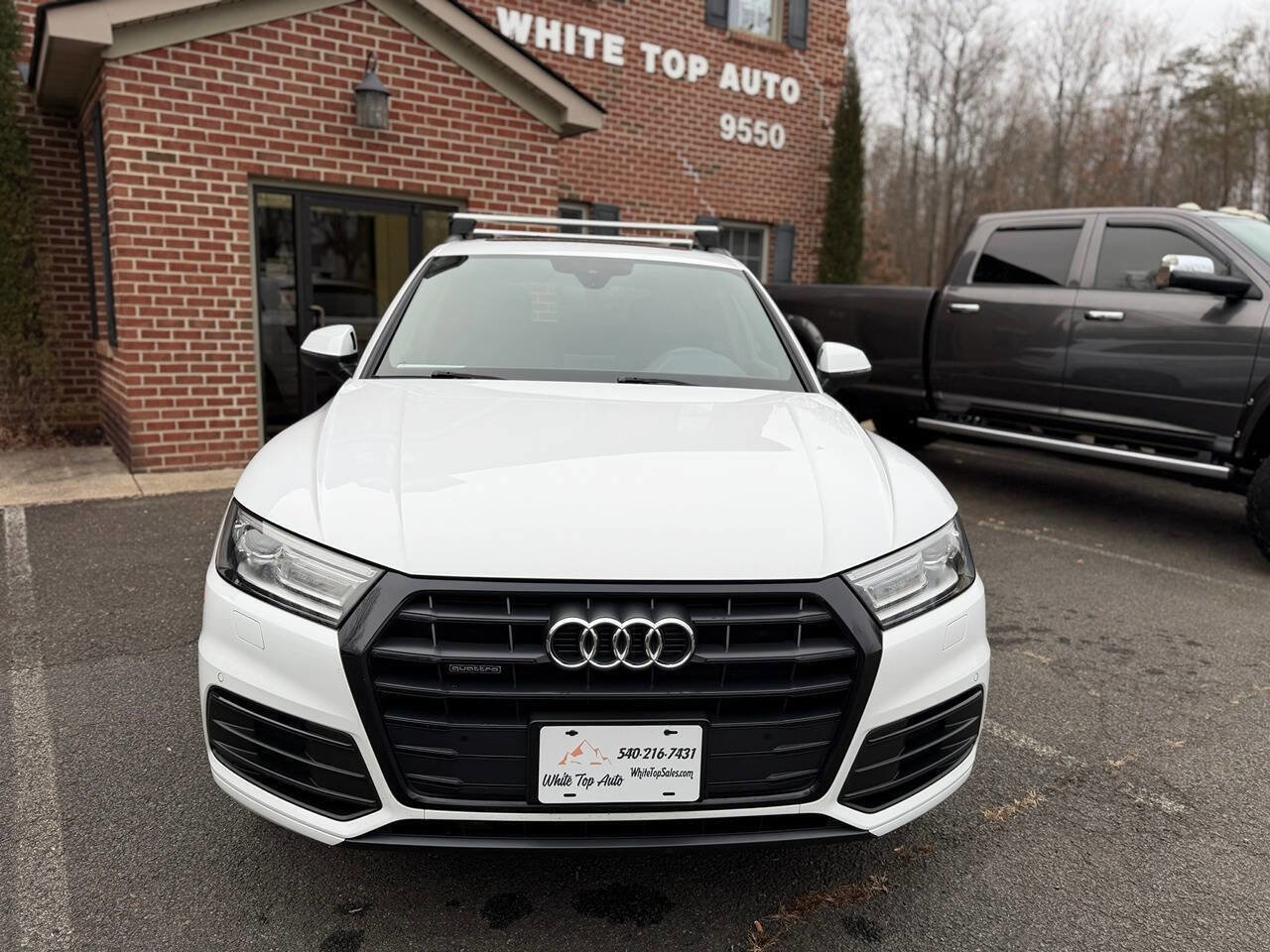 Used 2020 Audi Q5 2.0T Premium w/ Titanium Sport Package image 10