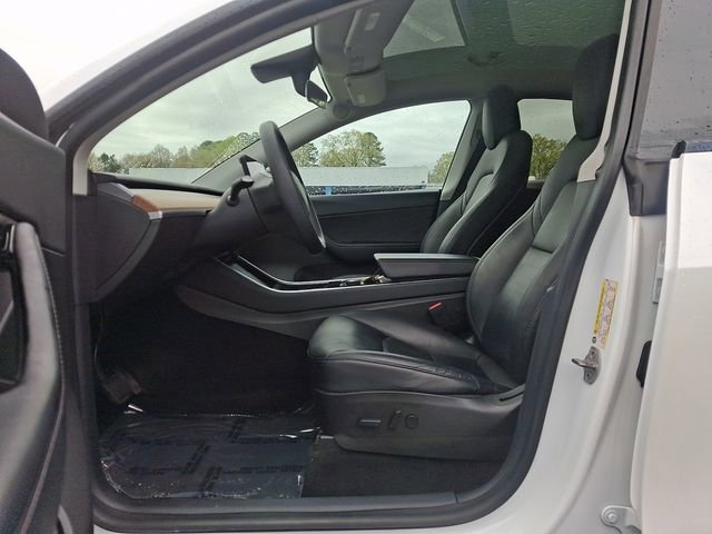 Used 2020 Tesla Model Y Long Range image 15