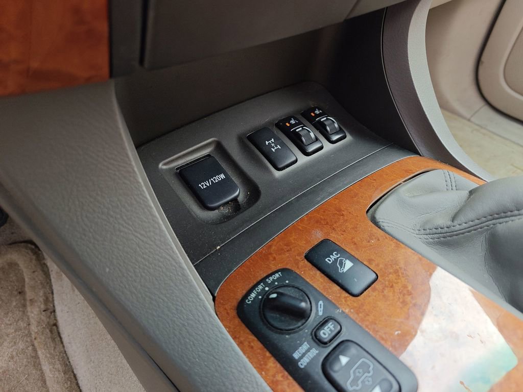 Used 2003 Lexus GX 470 image 10