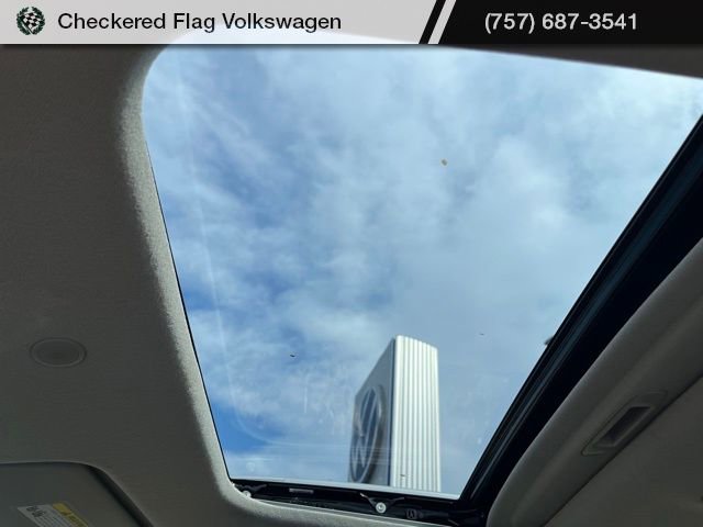 Used 2023 Hyundai Venue SEL w/ Cargo Package image 18