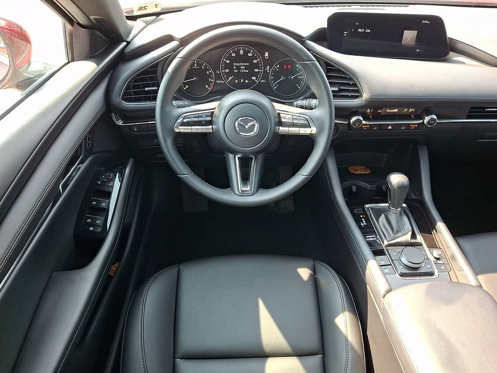 Used 2023 MAZDA MAZDA3 s FWD image 13