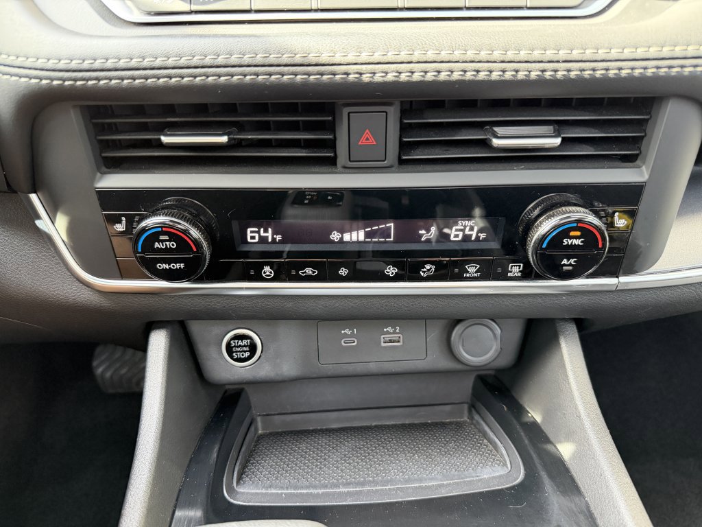 Used 2023 Nissan Rogue SV w/ SV Premium B Package image 24