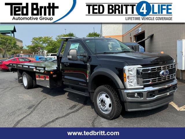 New 2026 Ford F550 4x4 Regular Cab Super Duty w/ XLT Value Package image 1