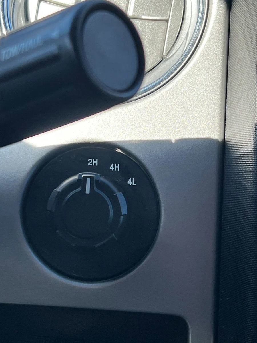 Used 2013 Ford F150 XLT w/ Luxury Equipment Group AWD/4WD image 17