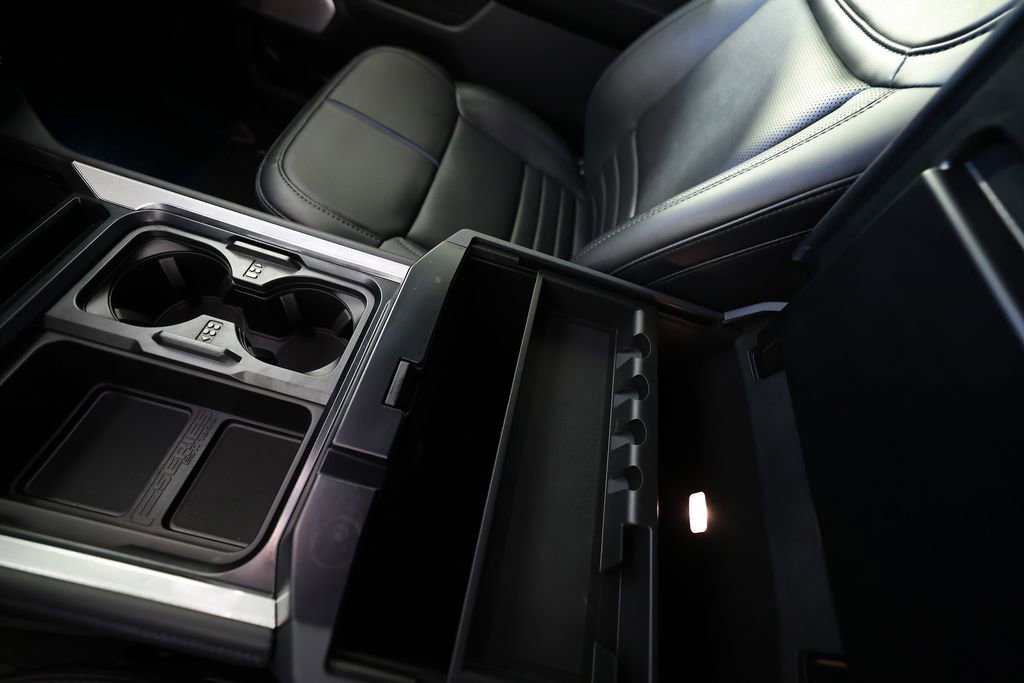 Used 2025 Ford F250 Platinum w/ FX4 Off-Road Package image 40